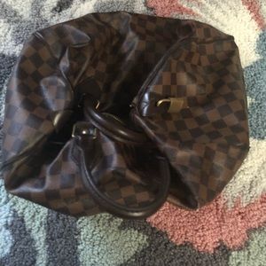 Authentic Louis Vuitton speedy 35